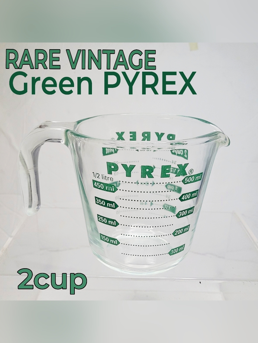 Rare 1970s Vintage Pyrex Measuring Cup w/Green Markings 2 Cup Open Handle